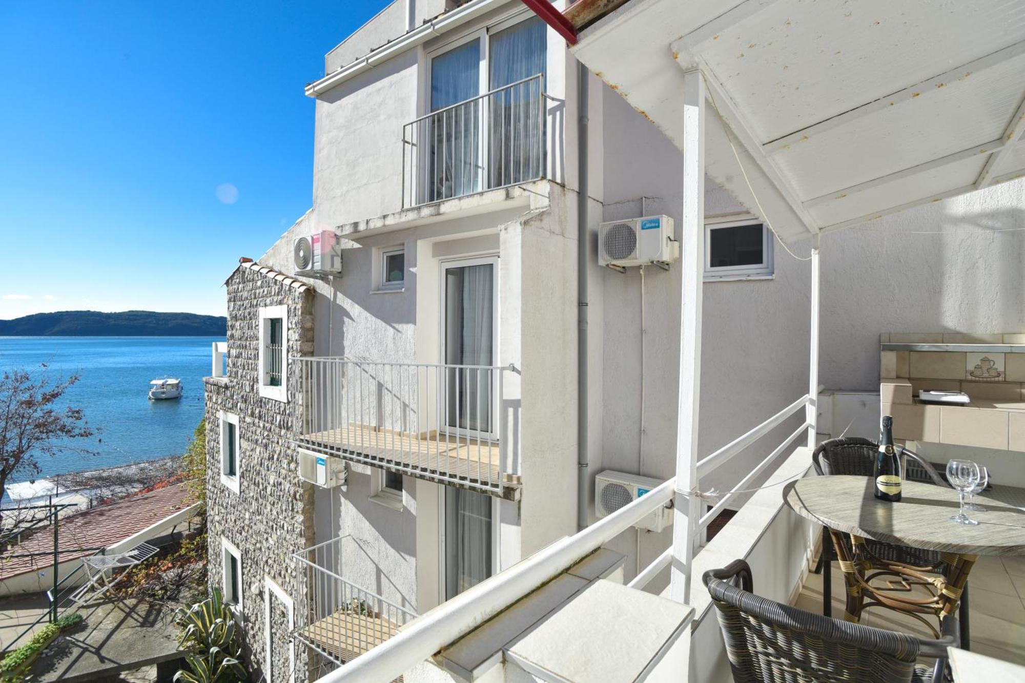 Apartments Milos Kaladjurdjevic Budva Kültér fotó