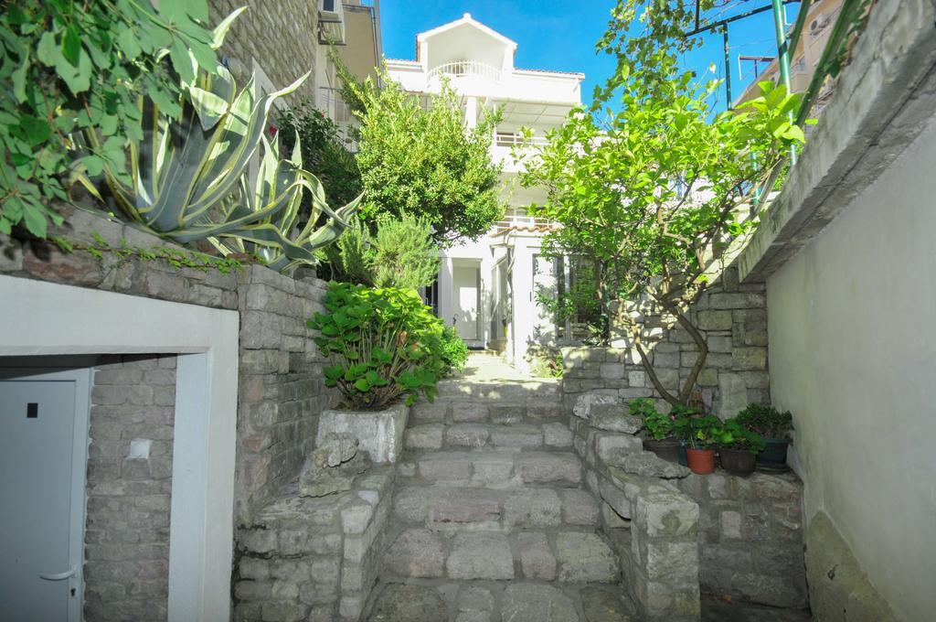 Apartments Milos Kaladjurdjevic Budva Kültér fotó